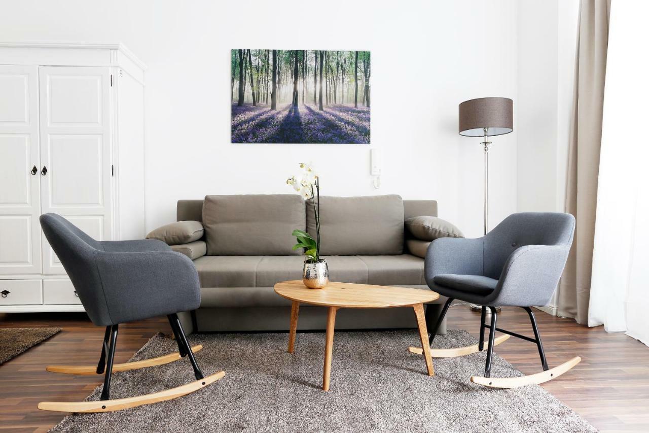 Droy By Rockchair Apartments L Superhost Status L 2 Bedroom Boxspringbeds Next To Center "Kurfuerstendamm" - Cozy Family & Business Flair Welcomes You! Berlin Exterior photo